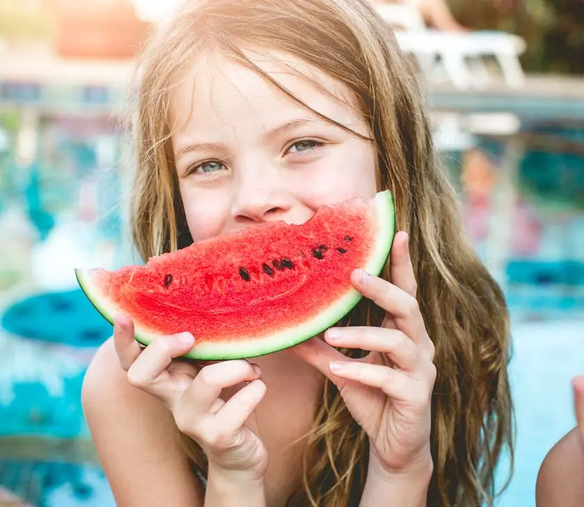 Pool im Garten für Familie und Kinder